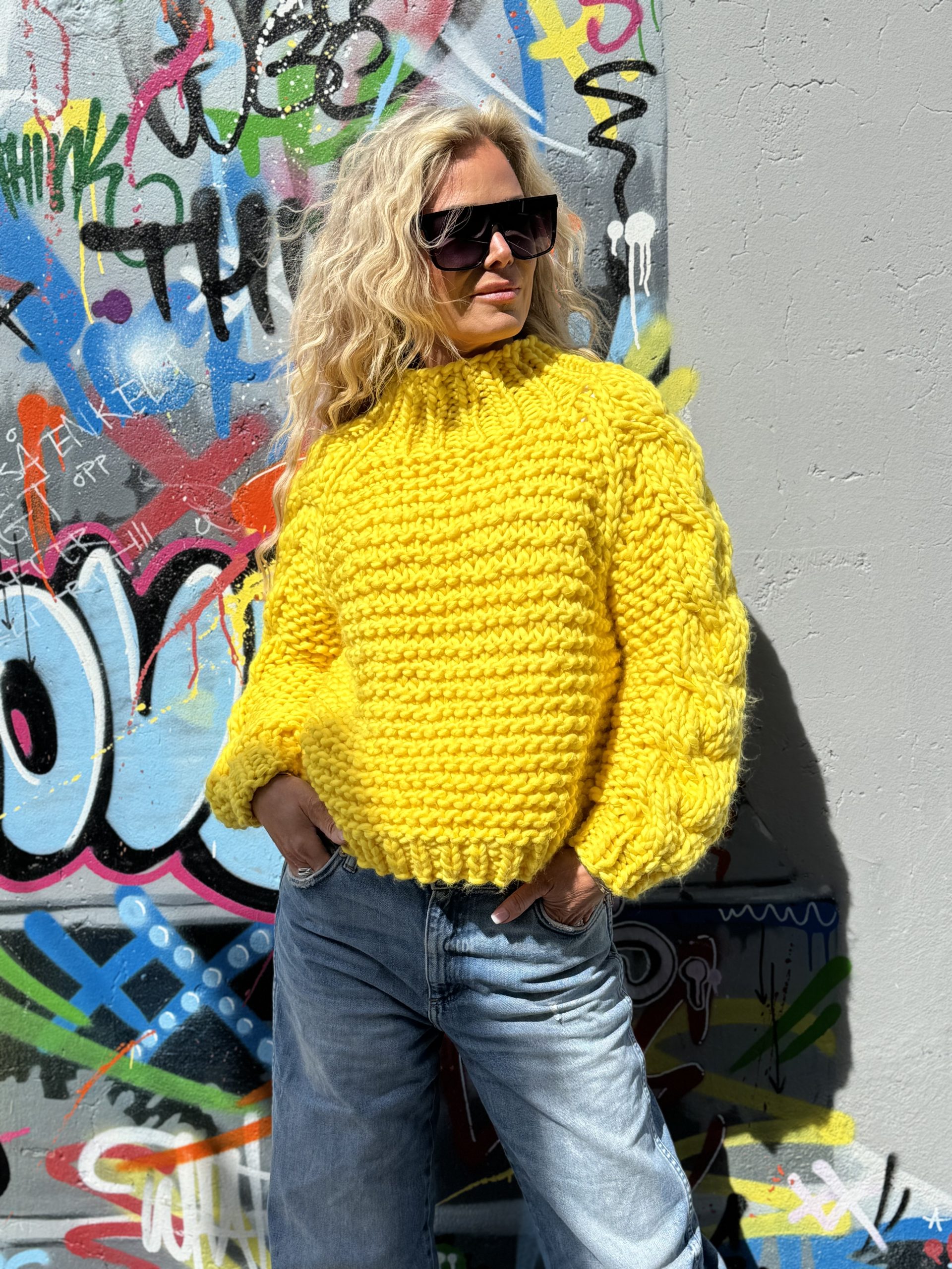 IMG_0904 MIDSOMMER sweater - Bilde 2